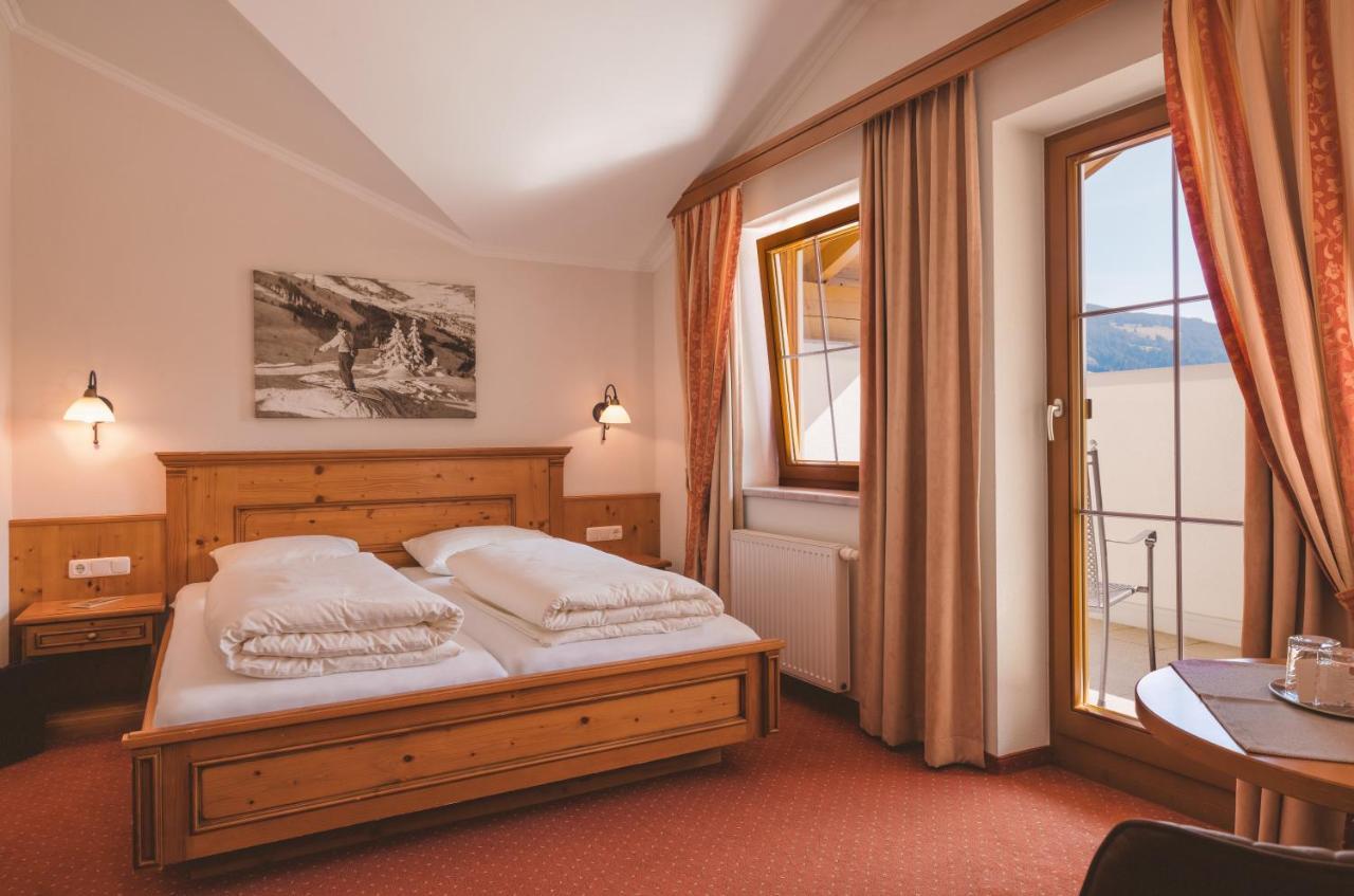 Loipenstubn Hotel Brixen im Thale Ngoại thất bức ảnh