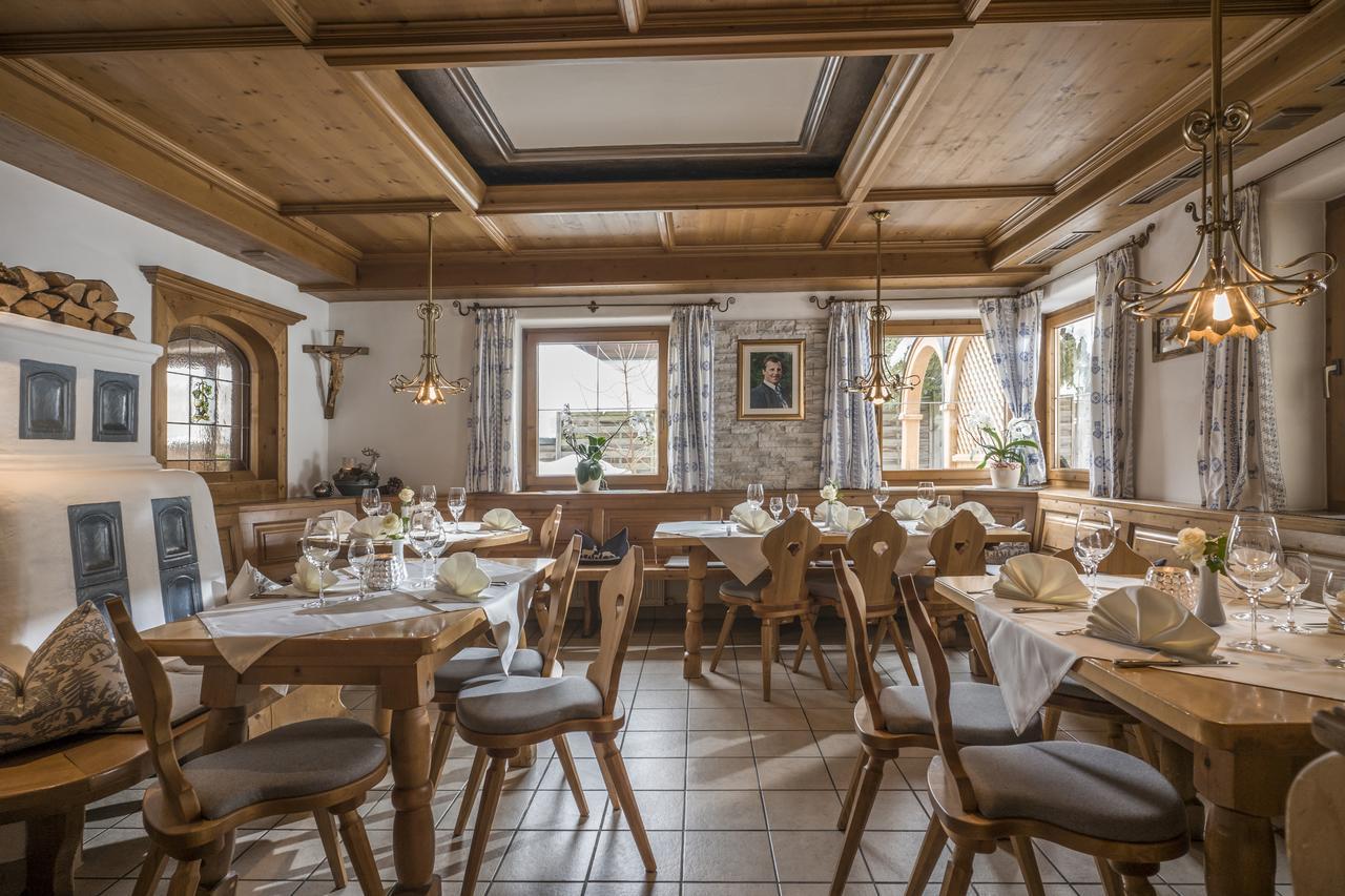 Loipenstubn Hotel Brixen im Thale Ngoại thất bức ảnh